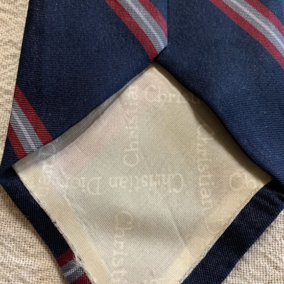 Dior tie. - Picture 6 of 6